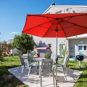 Cape Deluxe Apartment Rtina